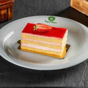 Çilekli Pasta Dilimi