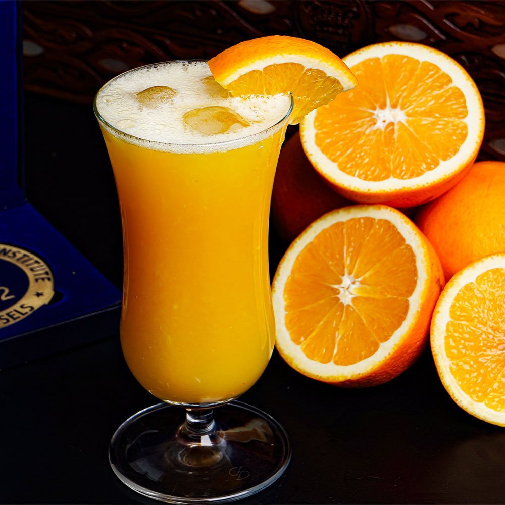 كاسة عصير برتقال فريش