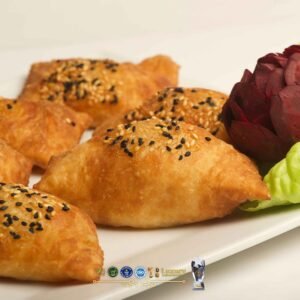 Peynirli börek parçası