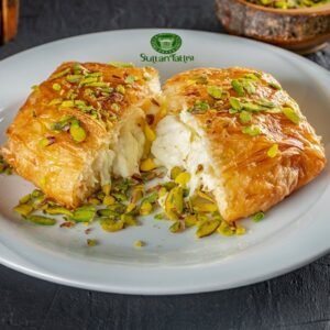 Kaymak Şöbiyet Tatlısı